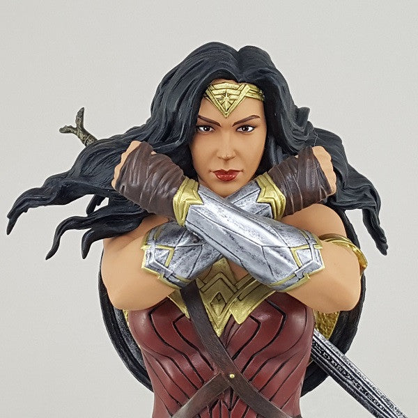DC Comics Wonder Woman Movie Mini Bust - Icon Heroes 