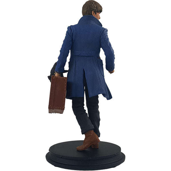 Newt Scamander with Niffler Statue - Icon Heroes 