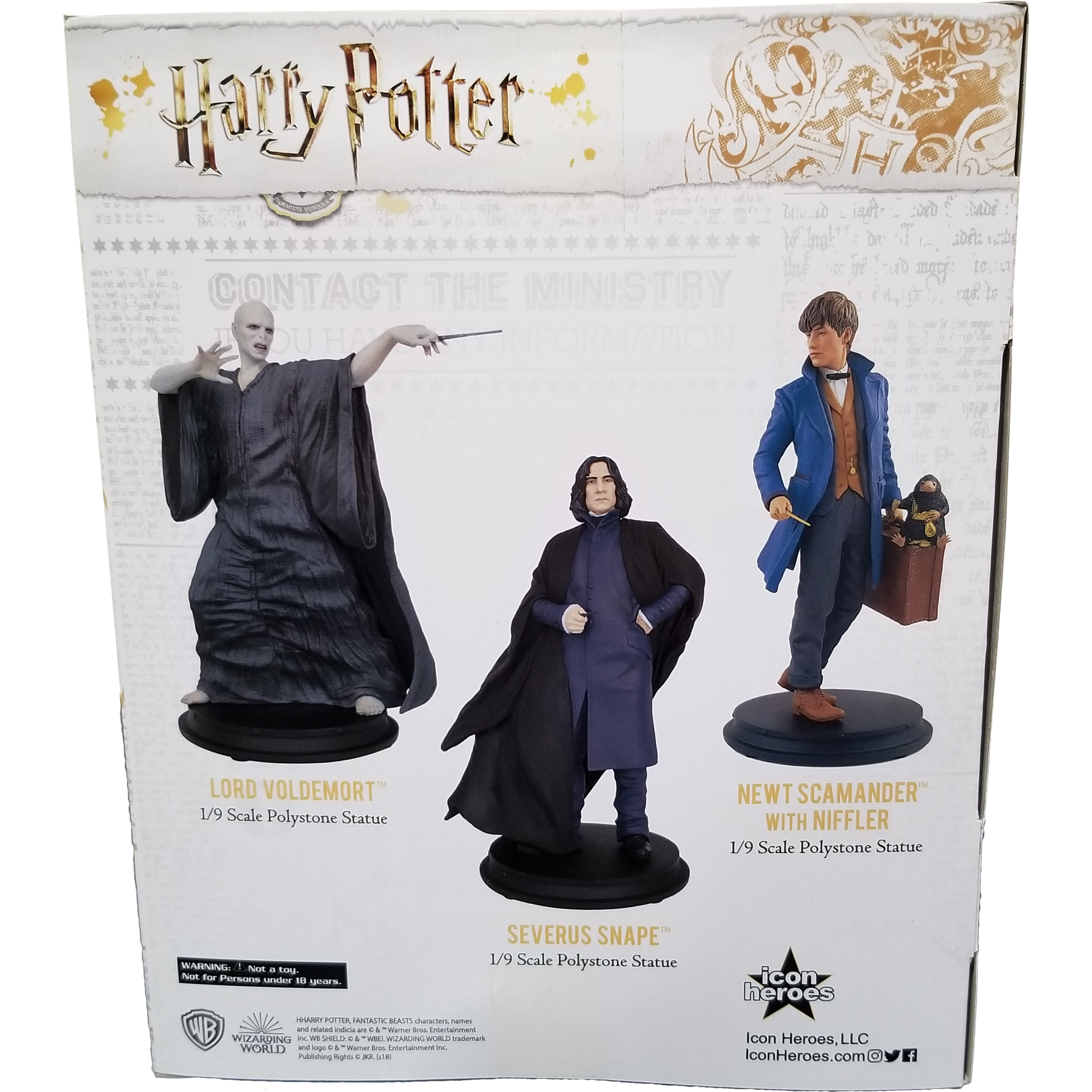 Harry Potter in Quidditch Uniform PVC Figure - Icon Heroes 
