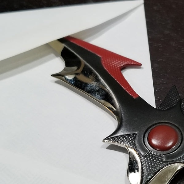 Injustice 2 Batarang Letter Opener - Exclusive - Icon Heroes 