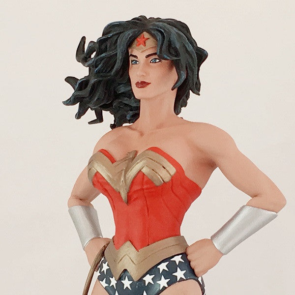 DC Comics Wonder Woman Statue - Icon Heroes 