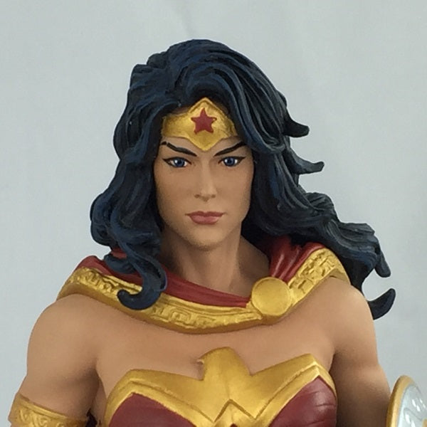 DC Comics Wonder Woman Rebirth Statue (GameStop Exclusive) - Icon Heroes 