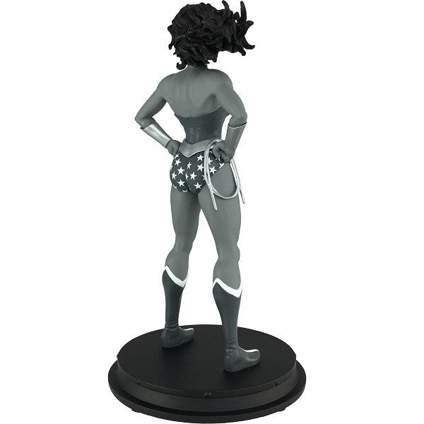 DC Comics Wonder Woman Black and White Statue Exclusive - Icon Heroes 